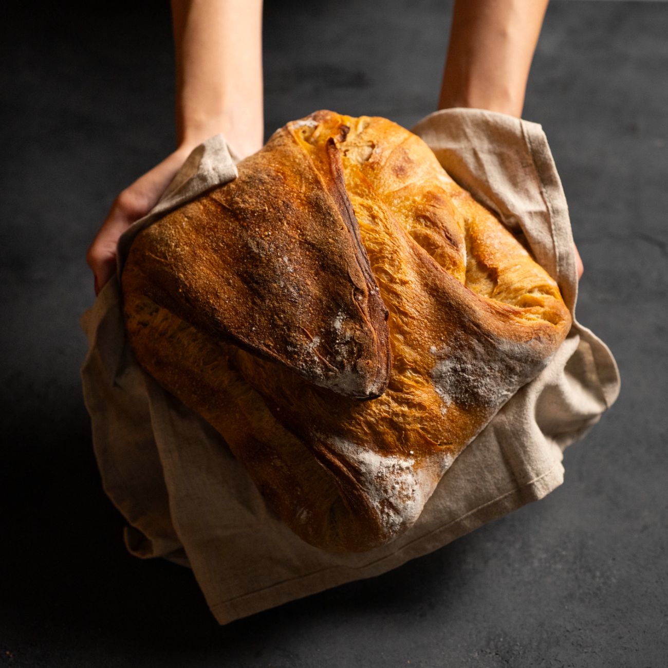 Ekşi Mayalı Balkan Ekmeği - Sarı Un, Beyaz Un. 600gr.