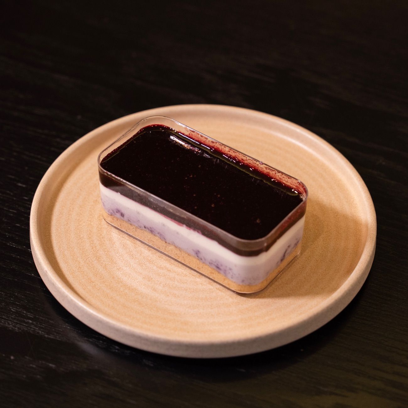 Glutensiz Orman Meyveli Cheesecake - Glutensiz Orman Meyveli Cheesecake Krema, Glutensiz Cheesecake Krema, Glutensiz Orman Meyveli Cheesecake Sos, Glutensiz Toz Bisküvi.