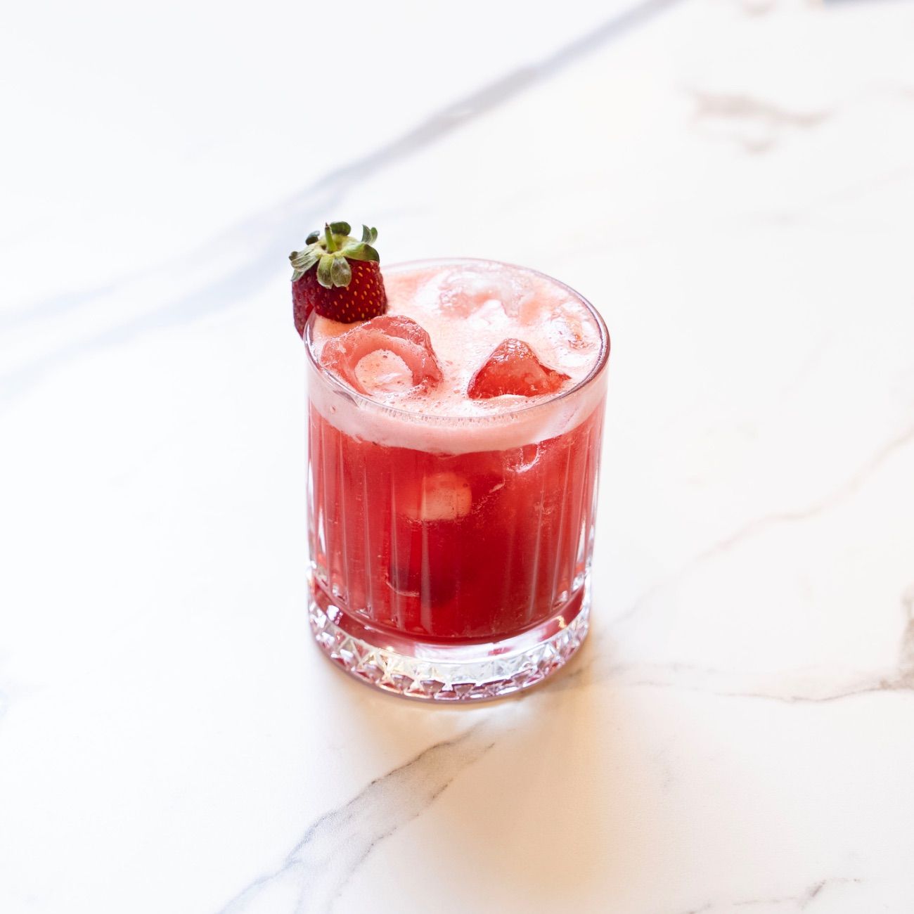 Strawberry Spring - Vişne, Şeftali, Çilek.