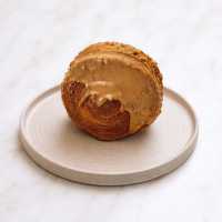 Lotuslu Roll Kruvasan