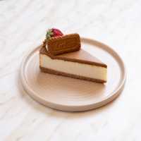 Lotus Cheesecake