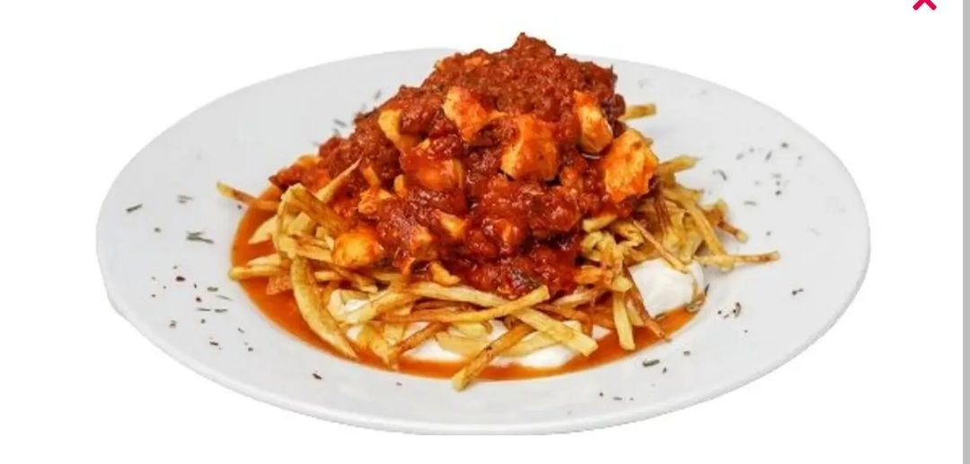 Tavuk Çökertme - ( 200 gr. Julyen tavuk, saman  patates, tereyağı ve sosla, yoğurt, biber, domates ile)