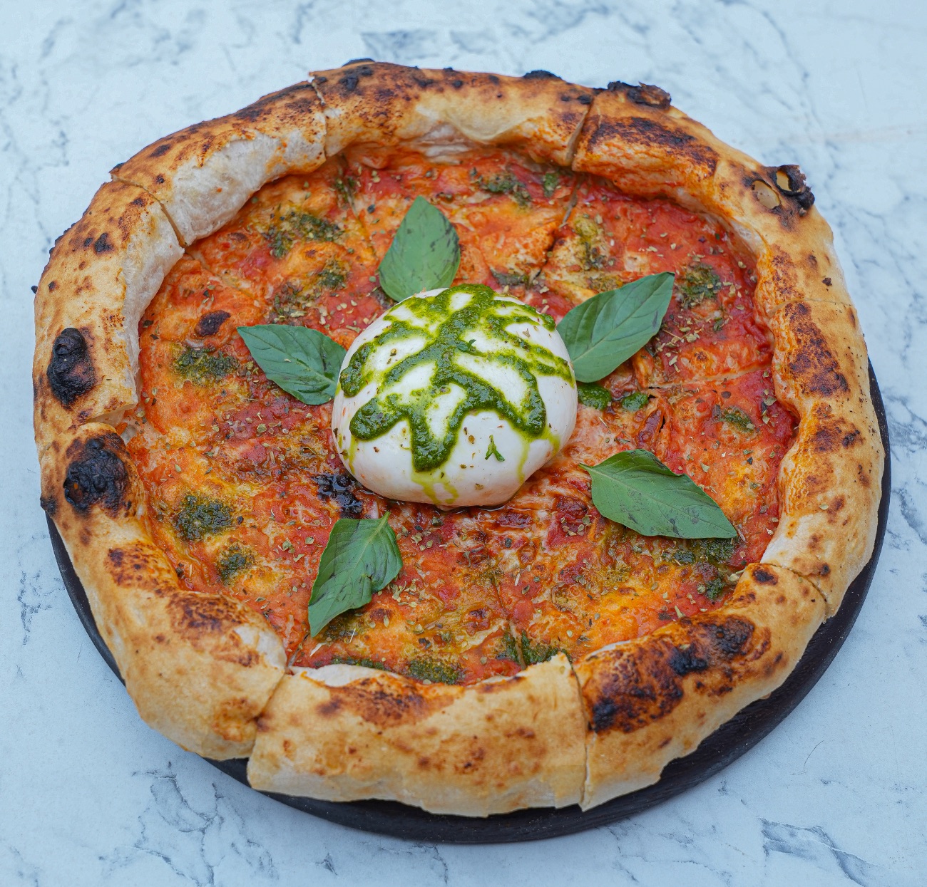 بيتزا بوراتا