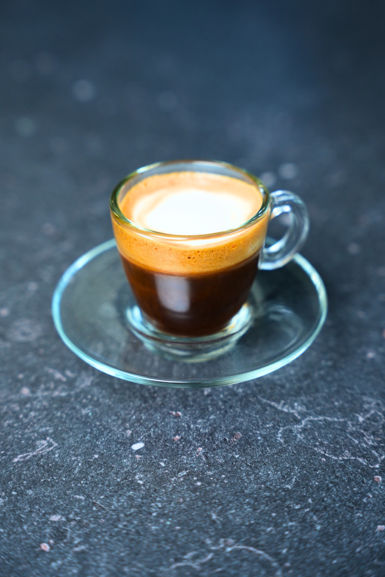 مكياتو- اسبريسوا مع رغوه الحليب