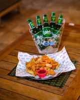 5'li Carlsberg Bira Kovası + Ortaya Karışık Sepet