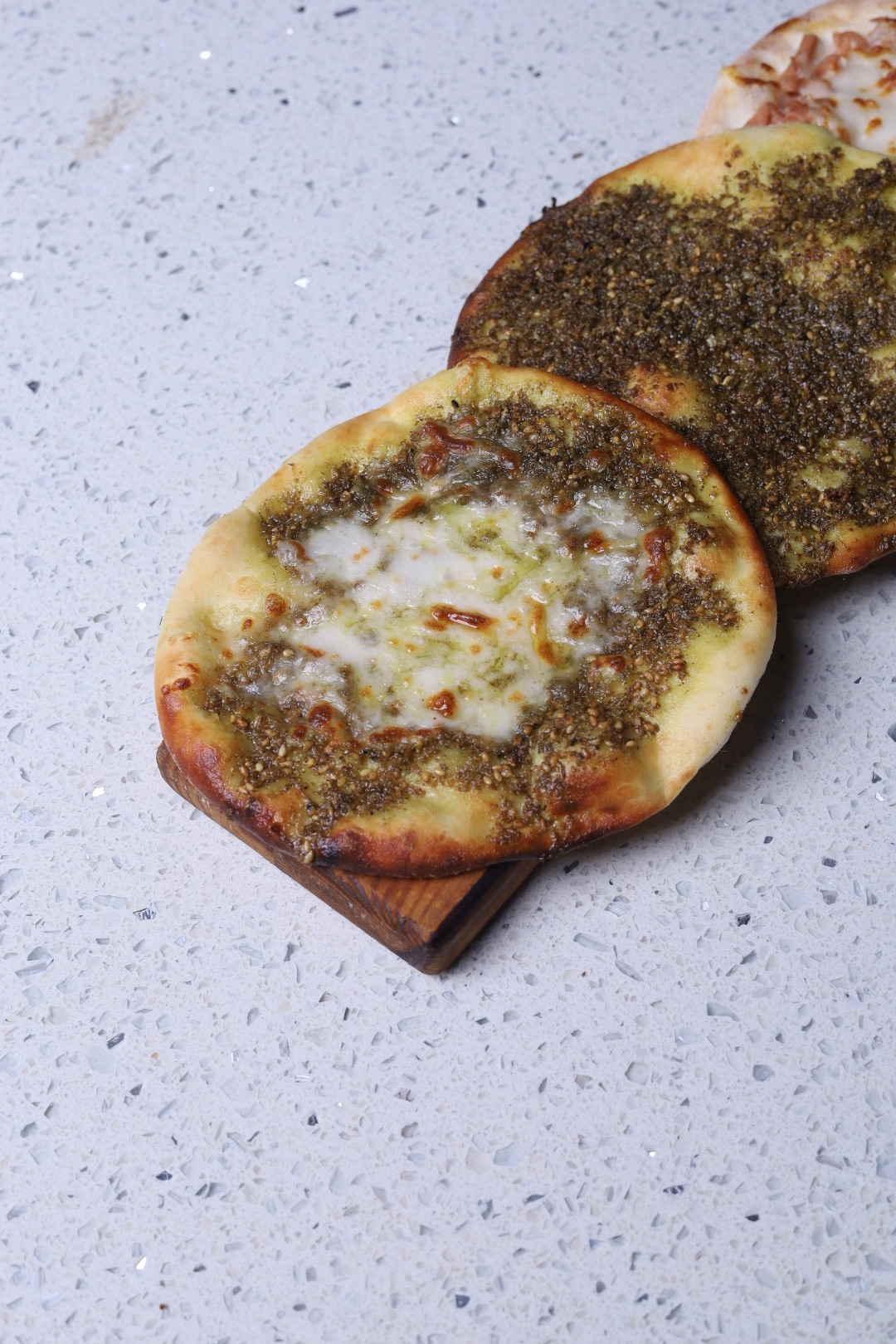 زعتر بالجبن