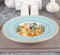 FETTUCCINE ALFREDO - KREMALI ALFREDO SOS İLE HAZIRLANAN FETTUCINE MAKARNA, SOTE TAVUK GÖĞSÜ VE MANTAR İLE ZENGİNLEŞTİRİLİR. TEREYAĞI, KREMA VE RENDELENMİŞ KAŞAR PEYNİRİ İLE HAZIRLANAN ÖZEL SOS İLE HARMANLANIR. SARIMSAK, TUZ VE KARABİBER İLE LEZZETLENDİRİLİR. ÇERİ DOMATES İLE TAZE BİR DOKUNUŞ EKLENEREK SERVİS EDİLİR.