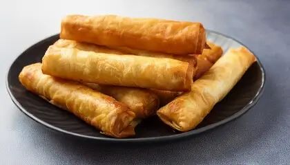 SİGARA BÖREĞİ - 6 adet olarak servis edilir