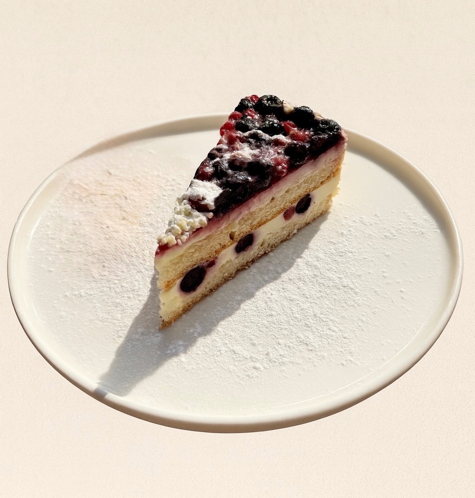 Berry Hibiscus Kek - Orman meyveli pasta