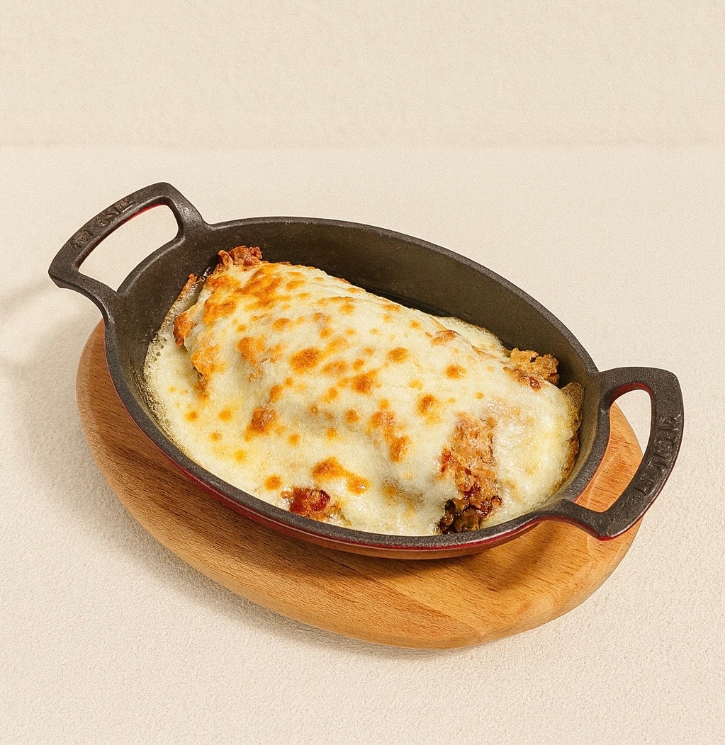 Bonfileli Mantarlı Crep - Julienne bonfile (150gr), mantar (80gr), krema (80gr), beyaz cheddar (60gr)