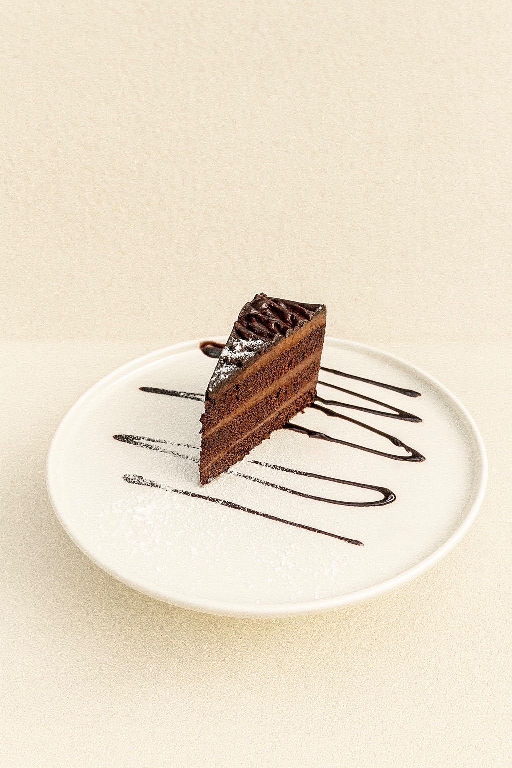 Nutella Cake - Yoğun çikolatalı pasta
