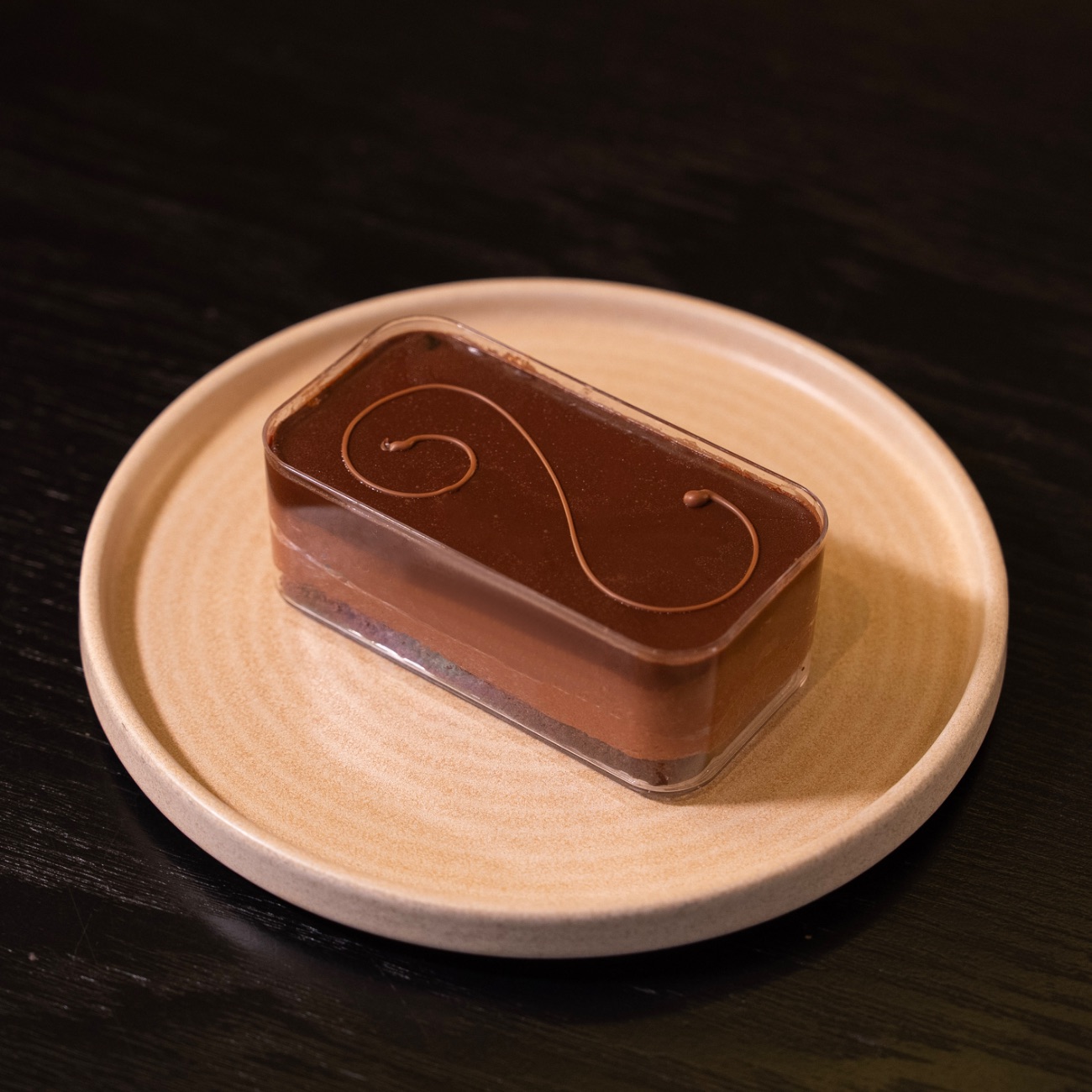 Glutensiz Sacher - Glutensiz Sacher Kek, Glutensiz Sacher Krema, Vişne Dolgusu, Glutensiz Bitter Sos.