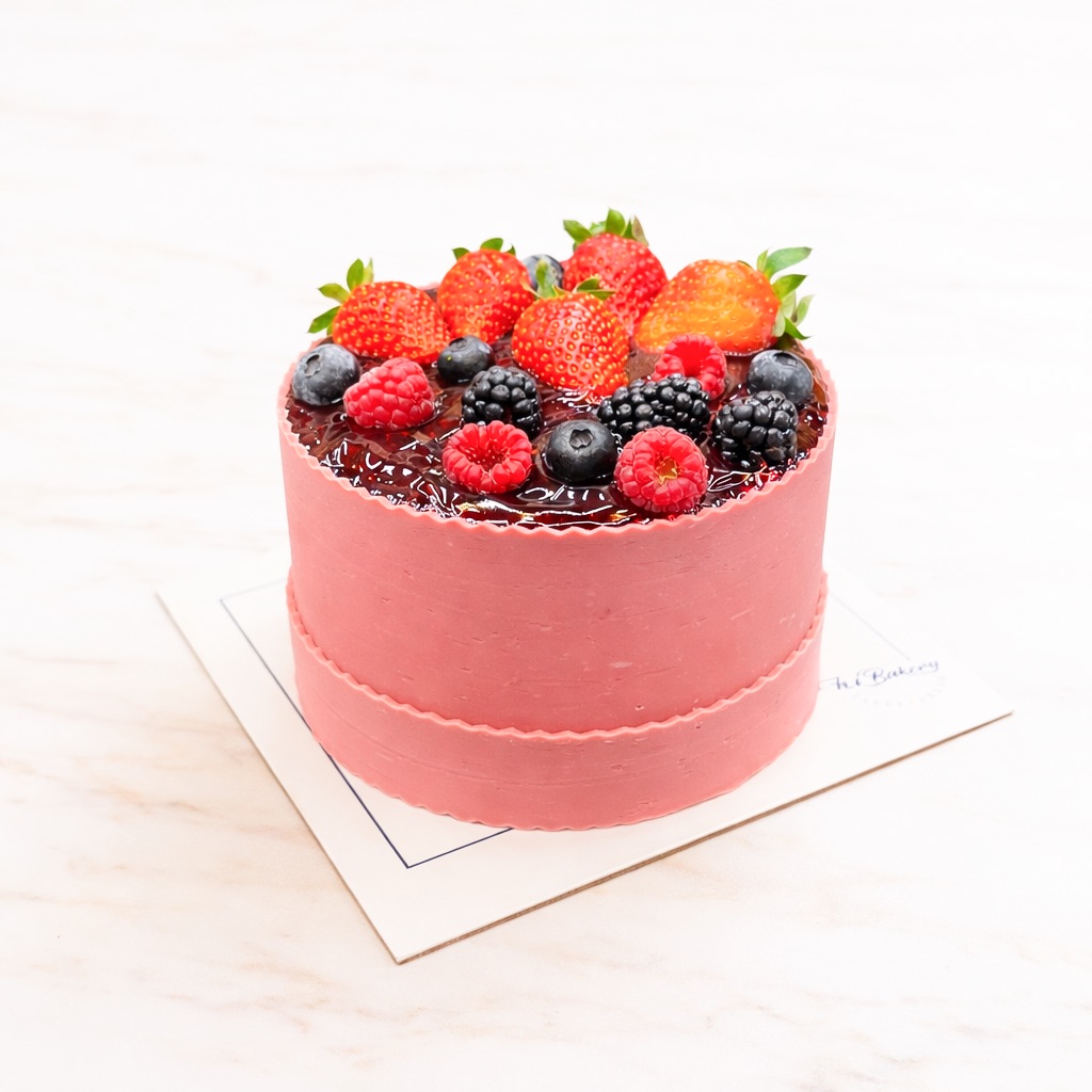 Ruby Pasta (6-8 Kişilik) - Frambuaz, Pastacı Kreması.