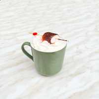 Frambuazlı Sıcak Beyaz Çikolata