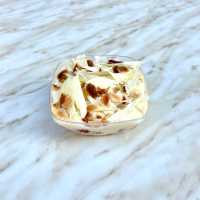 Beyaz Çikolatalı Profiterol