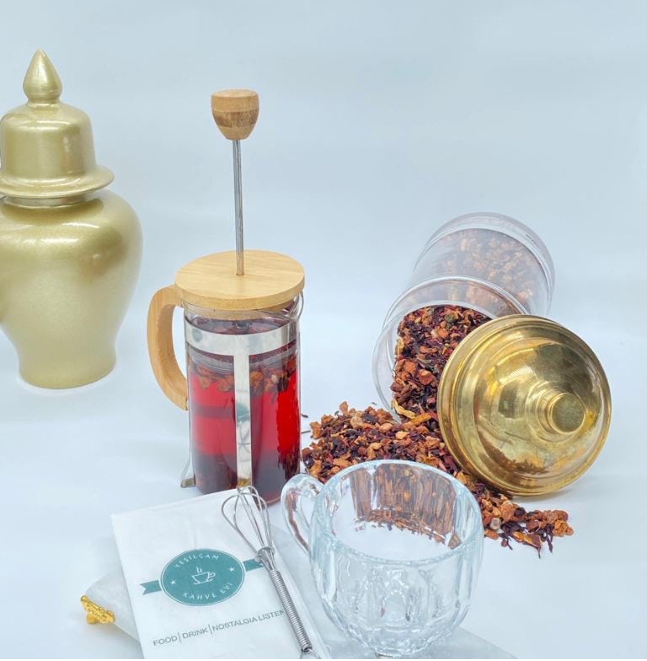 Yeşilçam Özel Kış Çayı - Tüm dertlere deva karışık kış çayı. (French Press ile servis edilir.)