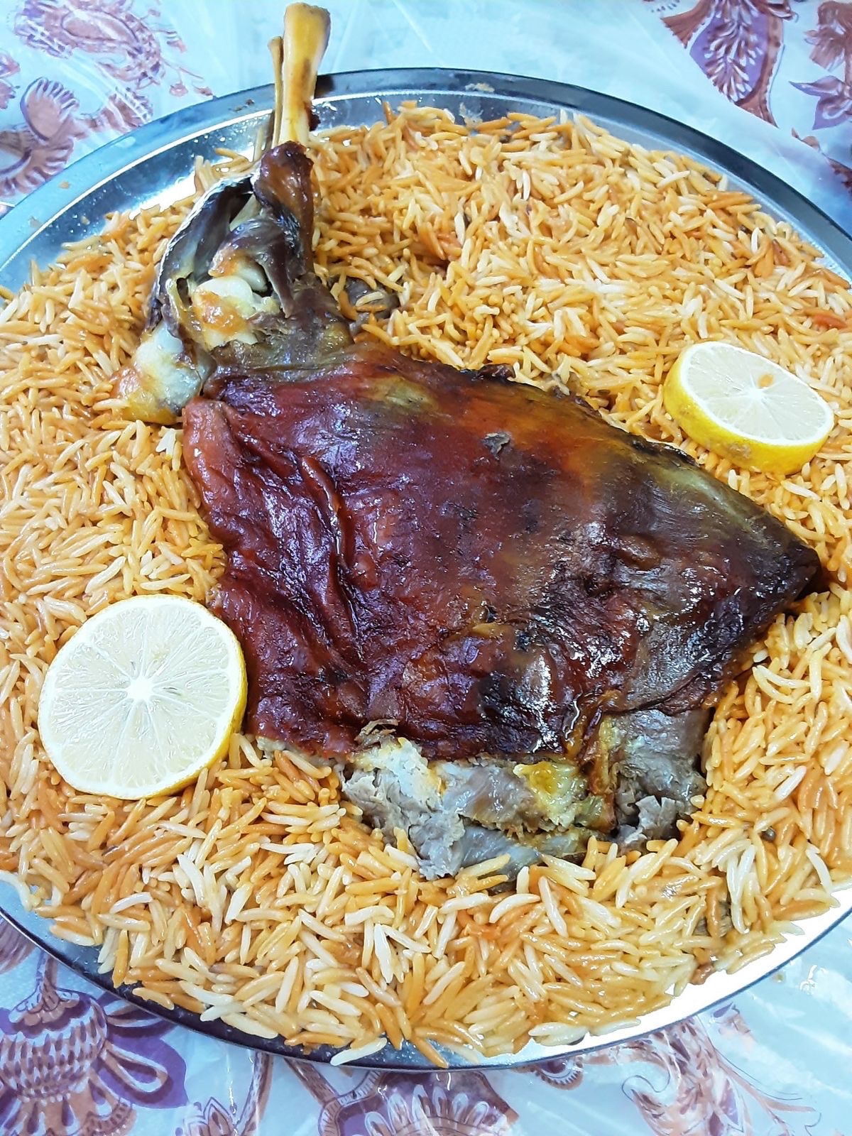 قوزي على التمن