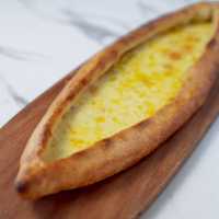 Peynirli Açık Pide