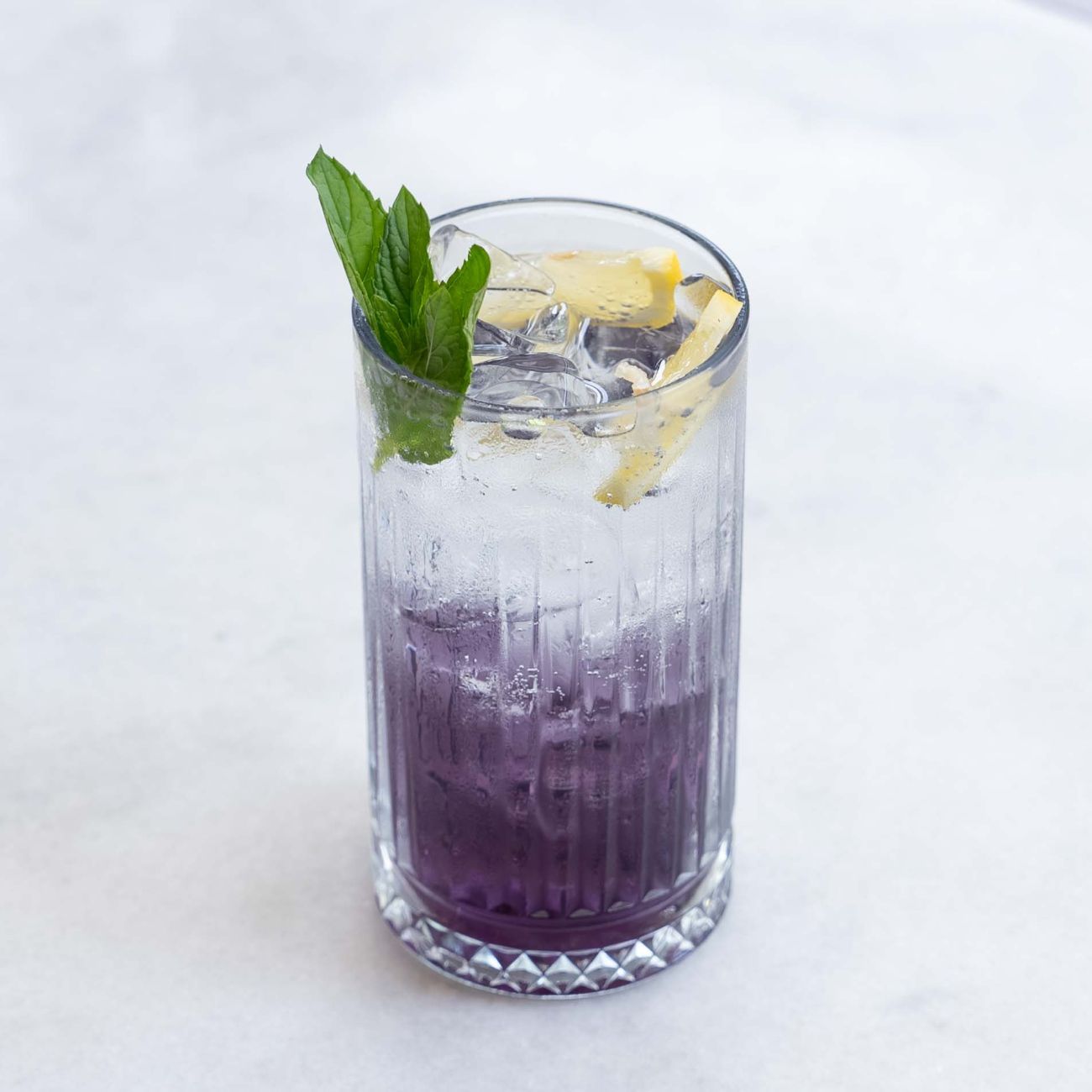 Magic Lavander - Lavanta aroması, lime, yaban mersini, soda