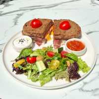 Roast Beef Cheddar Ekmeküstü