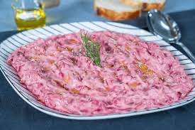 Pembe Sultan (250gr) - Pancar, süzme yoğurt, tuz, sıvı yağ, baharat.