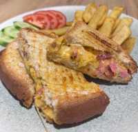 AYVALIK TOST