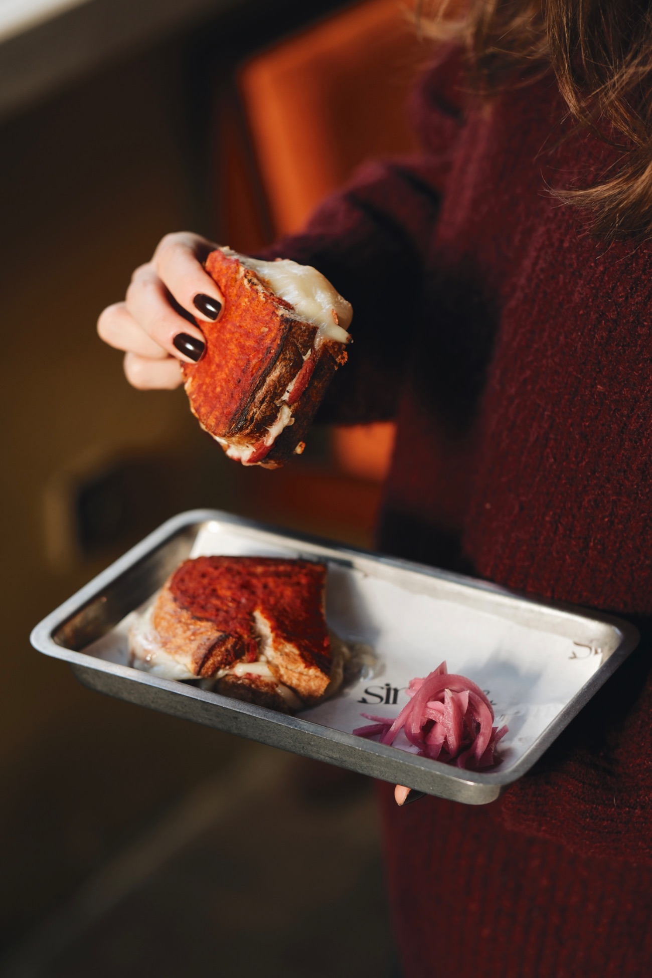 Susurluk Tostu - ekşi maya ekmek, mihaliç tost peyniri, dana kasap sucuk, domates salçası