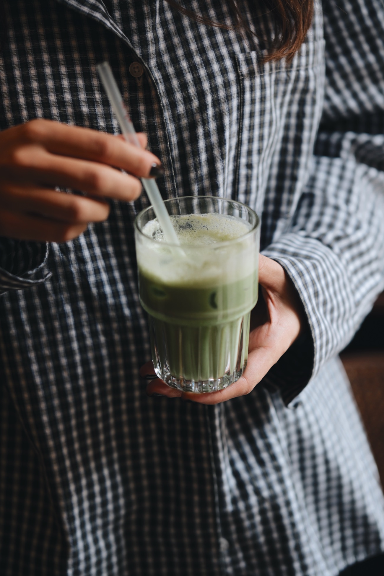 Peach Matcha - Şeftali püresi, şanti, süt ve Japon matcha ile hazırlanır. Soğuk servis edilir.