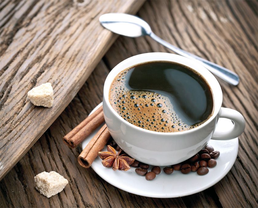 Americano - Kek ile berber sunum yapılır.