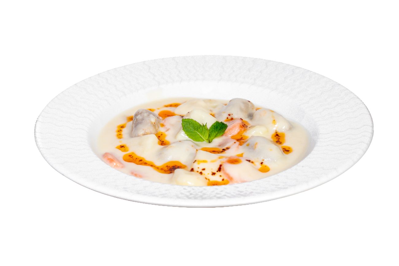 Edirne Usulü Ekşili Köfte - Soya köftesi, patates ve havuç ile hazırlanmış sulu köfte. Terbiyesi badem yoğurdu ve limon ile yapılmıştır.