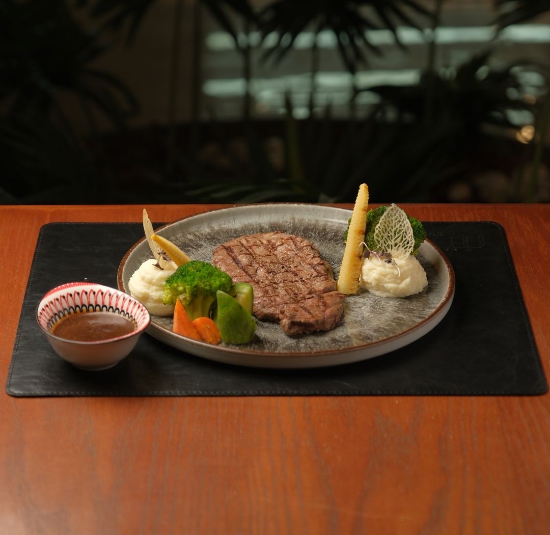 ستيك لحم بوافر