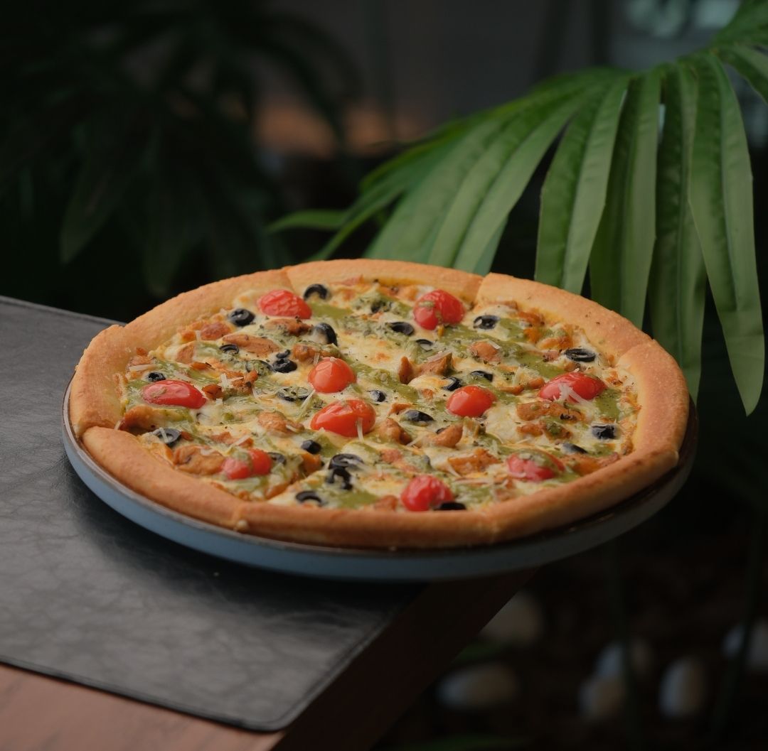 بيتزا البيستو