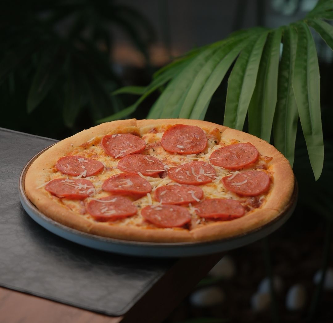 بيتزا ببروني