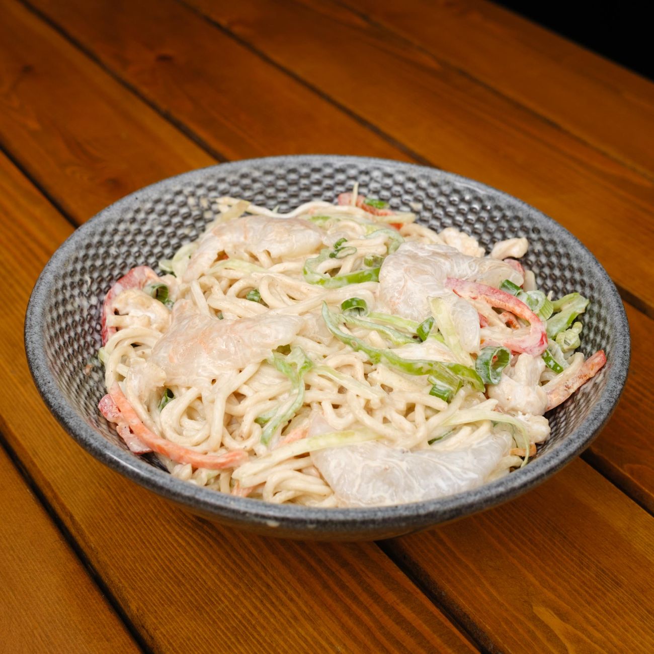 White Creamy Noodle (Karidesli) - Özel Hai Hai krema sosu,sarımsak, karides ve sebzeler