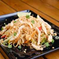 Pad Thai Tavuk
