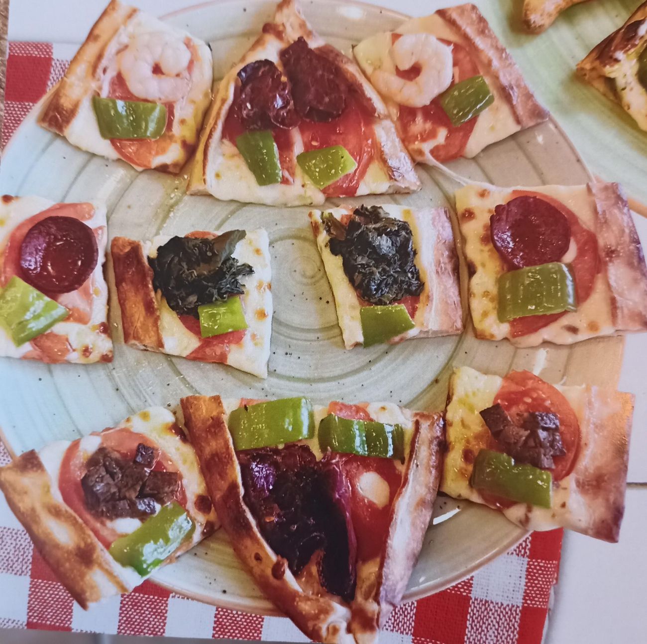 Tapas Pide  Karışık  Pide  (Açık) - 
