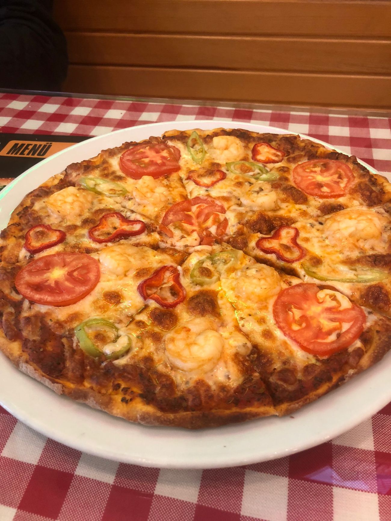 Karidesli Pizza - Karides ,Mozzarella, domates, biber