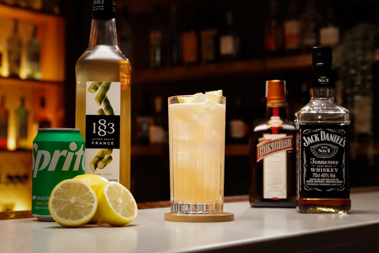 Lynchburg Lemonade - Whiskey, Cointreau, Limon Suyu, Sprite, Nane