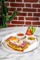 Füme Etli Tartine