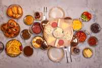 Peynirci Emrullah Serpme Kahvaltı (İki Kişilik)