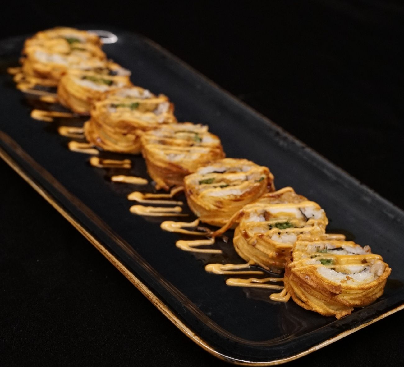 Tornado Filyos - Kızarmış Karides, Salatalık, Patates, Az Acılı Mayonez (8 pcs)