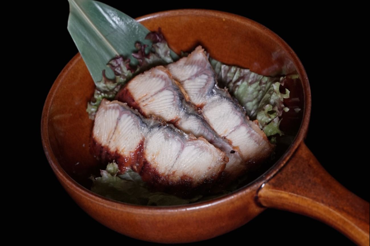 Unagi Sashimi - Kalın Kesim Kızarmış Yılan Balığı (3 pcs)