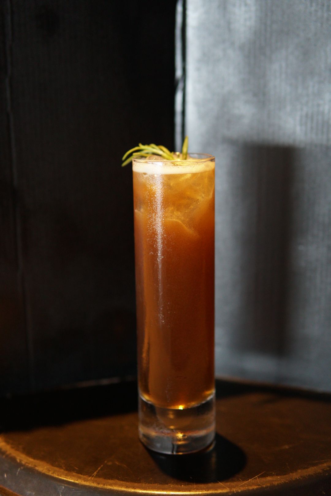 LONG ISLAND - VODKA GIN ROM TEKILA PORTAKAL LIKORU LİMON KOLA