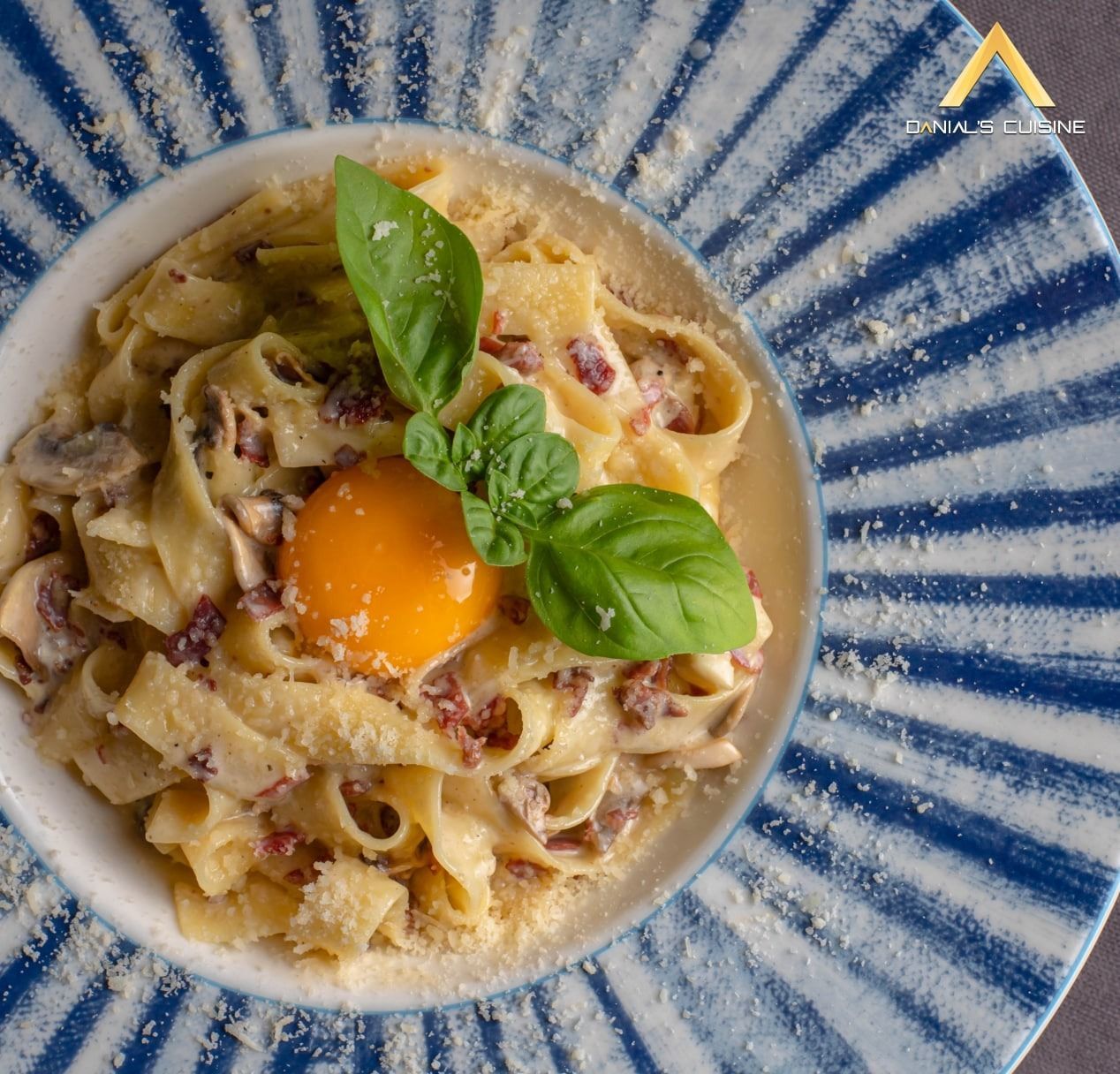 Carbonara Pasta - Carbonara Pasta with creamy meat-based sauce and parmesan cheese