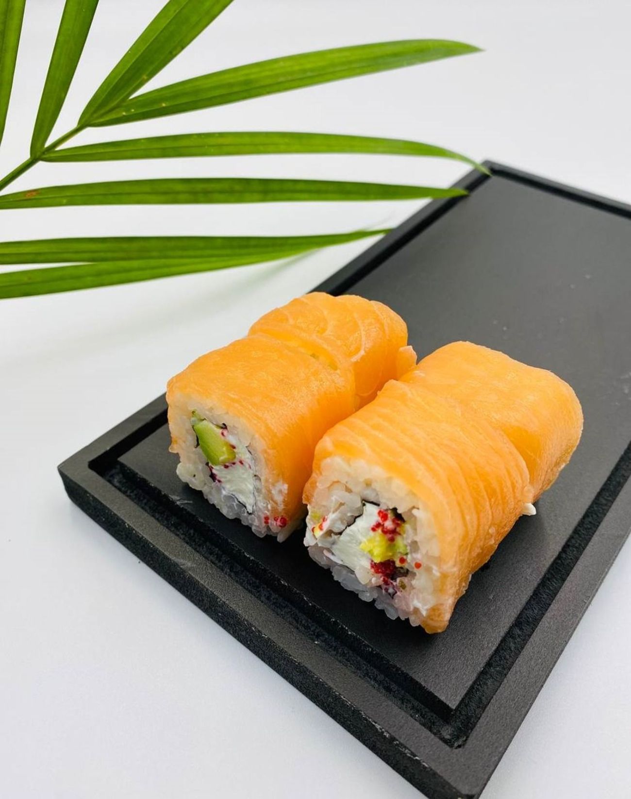 Philadelphia Salmon-8pcs - Philadelphia Salmon – Rice, salmon, avocado, cream cheese, caviar, and nori