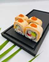 Tataki Salmon Roll-8pcs