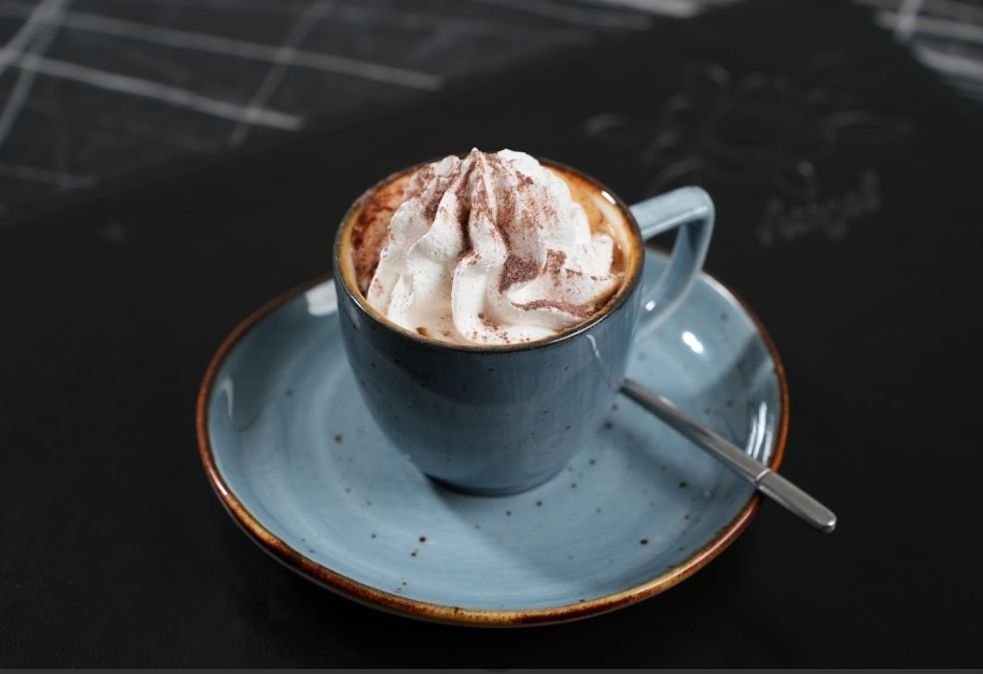 اسبريسو كون بانا