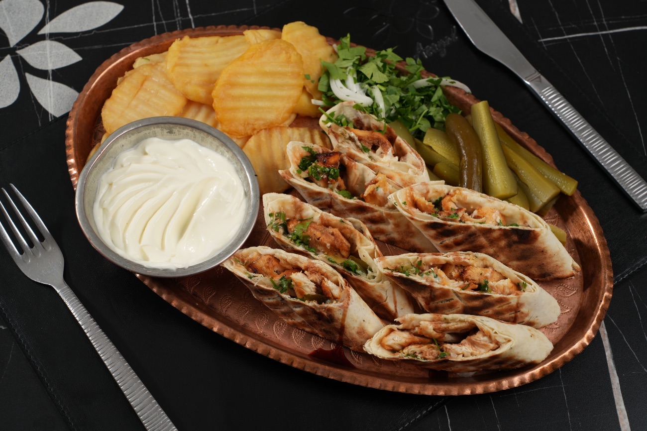 سندويش شيش طاووق