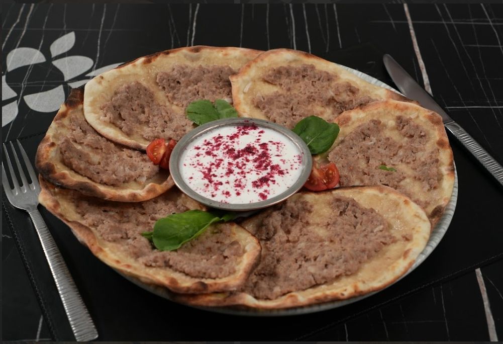 صفيحة لبن ودبس