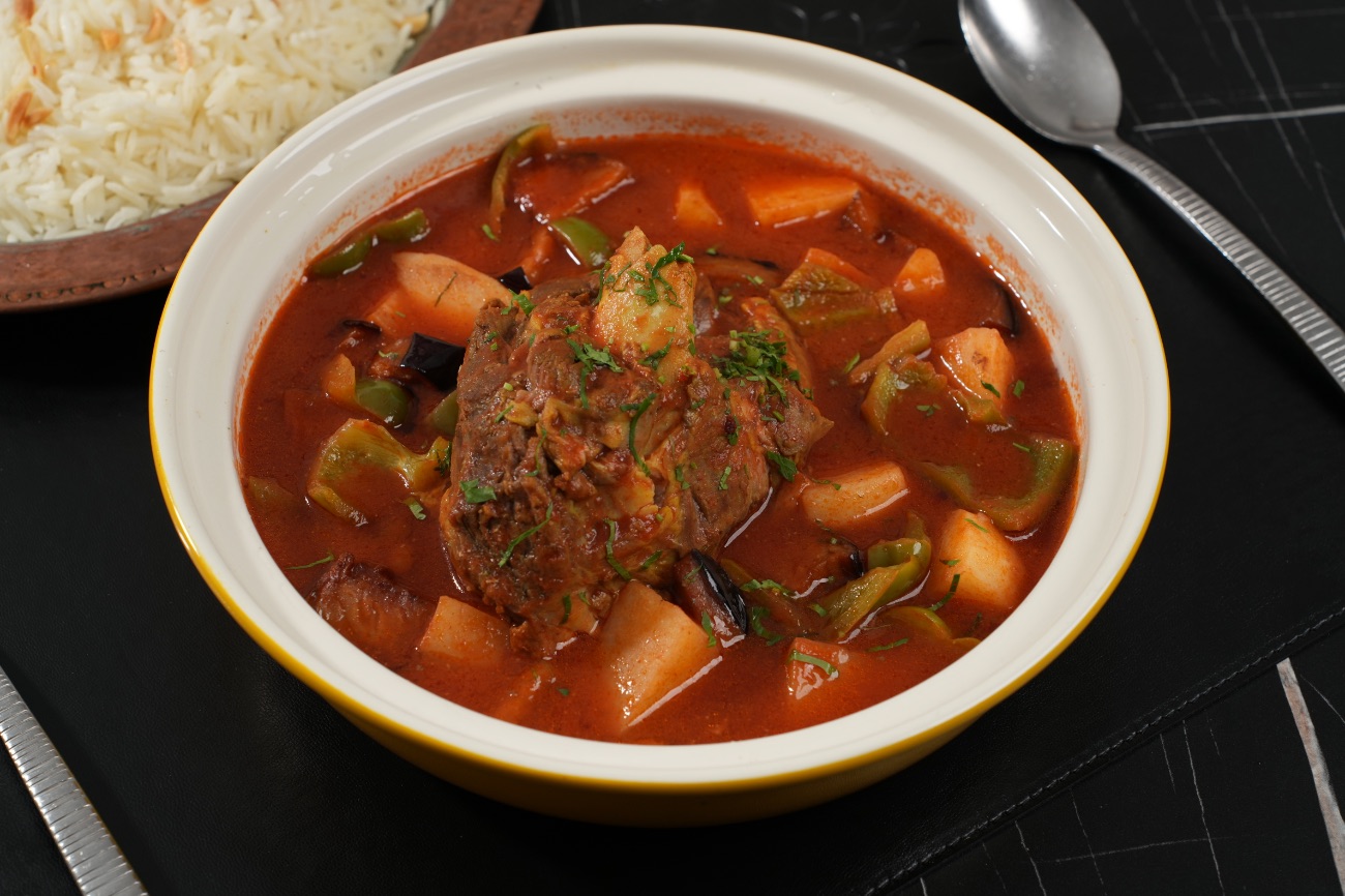 طاجن لحمة بالخضار